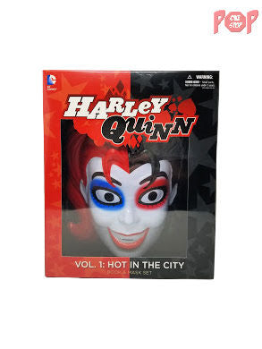 Harley Quinn - Vol 1: Hot in the City - Comic/Mask Set
